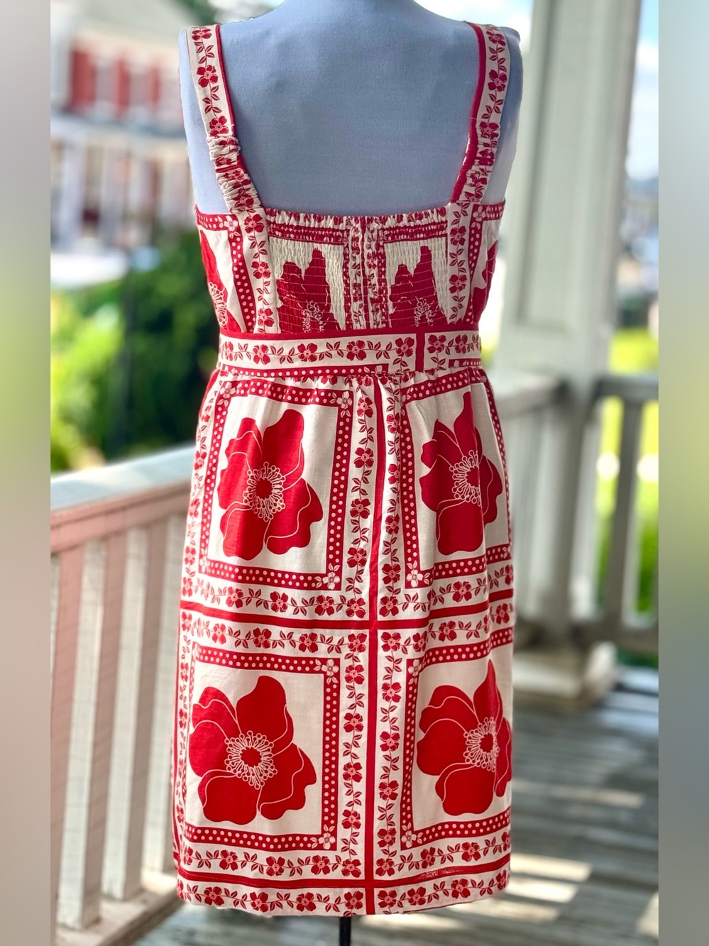 Draper James Red and White Floral Midi Dress Sz M - Picture 4 of 9